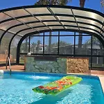 Ania - Private With Pool&jacuzzi, 16 To 40 Pax וילה אלבופיירה