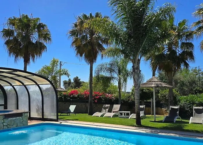 Ania - Private With Pool&jacuzzi, 16 To 40 Pax