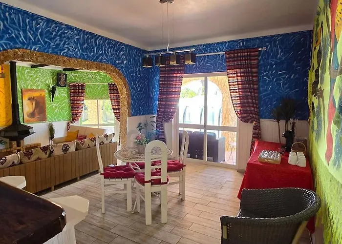 빌라 Ania - Private With Pool&jacuzzi, 16 To 40 Pax *