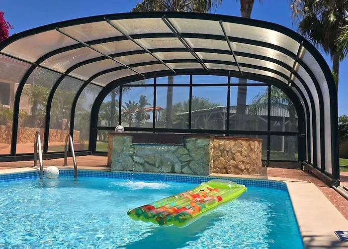 Ania - Private With Pool&jacuzzi, 16 To 40 Pax 빌라 알부페이라