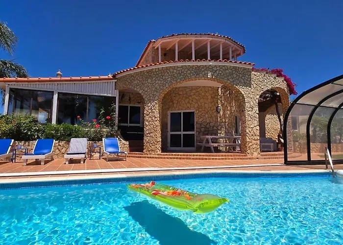 빌라 Ania - Private With Pool&jacuzzi, 16 To 40 Pax